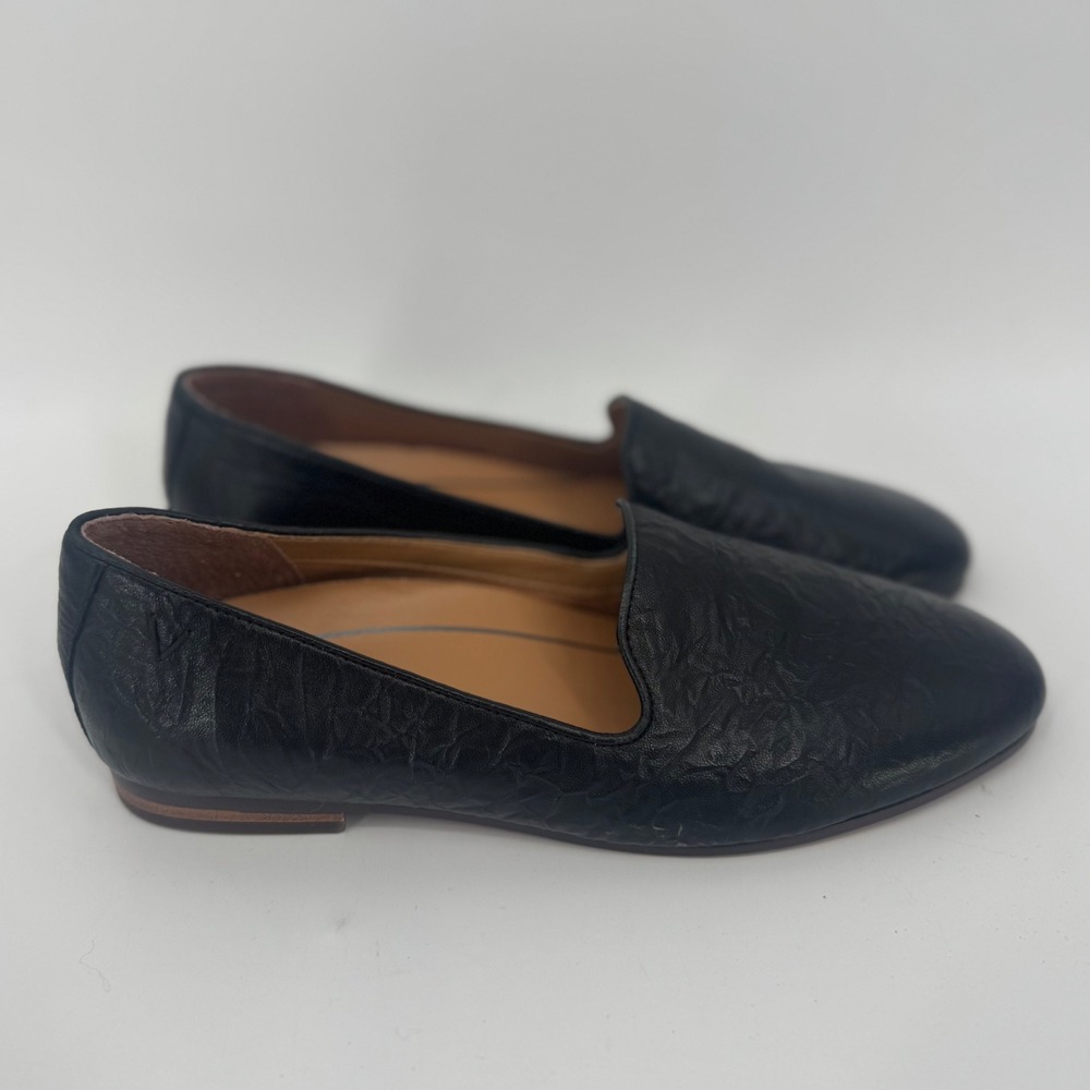 Vionic‎ Willa Black Crinkled Leather Loafers Slip On Flats Women US Size 7.5